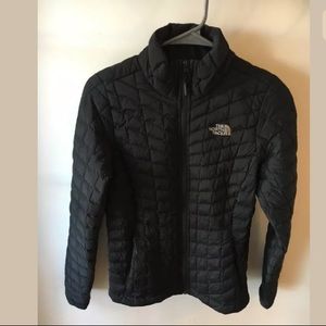 North Face black quilted coat women’s XS